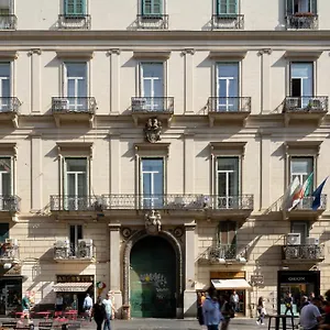 Hotel Napolit'amo Principe, Nápoles