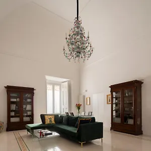 A.ri.el Luxury Apartment